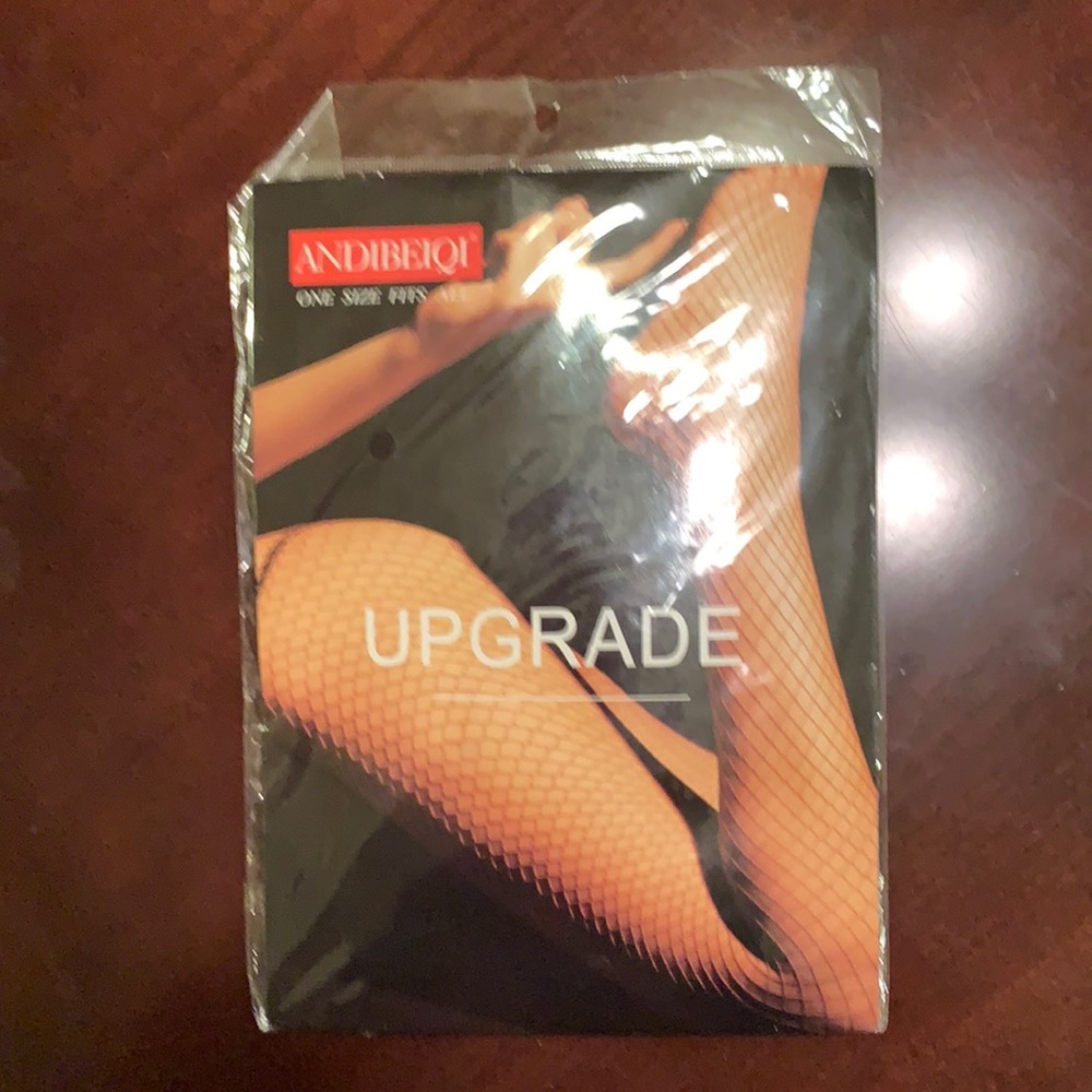 NWT nude fishnets🖤